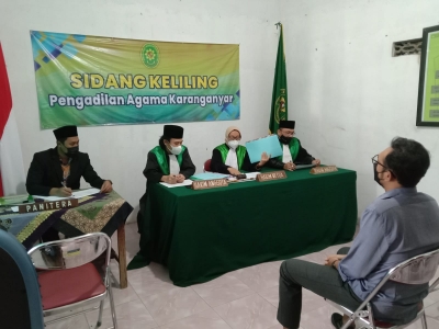 PENGADILAN  AGAMA KARANGANYAR GELAR  SIDANG  DILUAR  GEDUNG  PERDANA