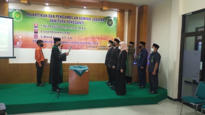 Pelantikan dan Pengambilan Sumpah Panitera Pengganti di Pengadilan Agama Karanganyar