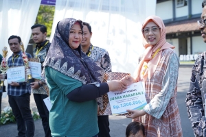 KETUA PENGADILAN AGAMA KARANGANYAR HADIRI LAUNCHING LOGO KABUPATEN KARANGANYAR