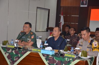 WAKIL KETUA PENGADILAN AGAMA KARANGANYAR MENYAKSIKAN KASAD AWARD 2023 SECARA VIRTUAL