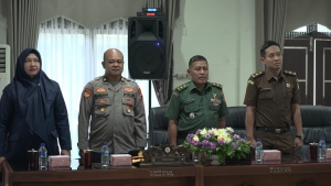 KETUA PENGADILAN AGAMA KARANGANYAR MENGHADIRI RAPAT PARIPURNA DPR