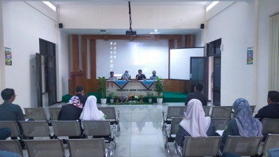 RAPAT PEMBINAAN DAN EVALUASI  KINERJA  PENGADILAN AGAMA KARANGANYAR