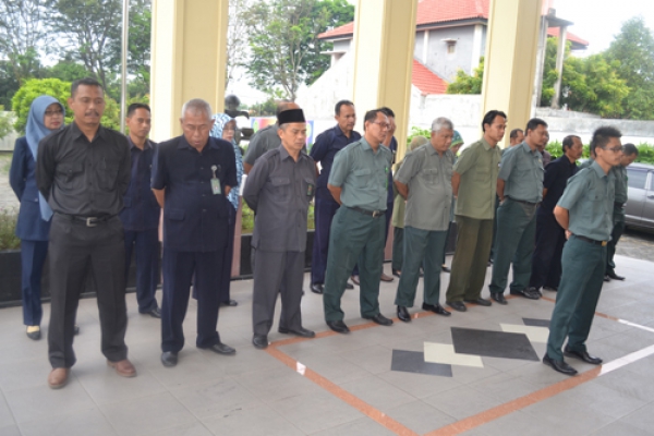 Apel Pagi Senin, 8 Mei 2017
